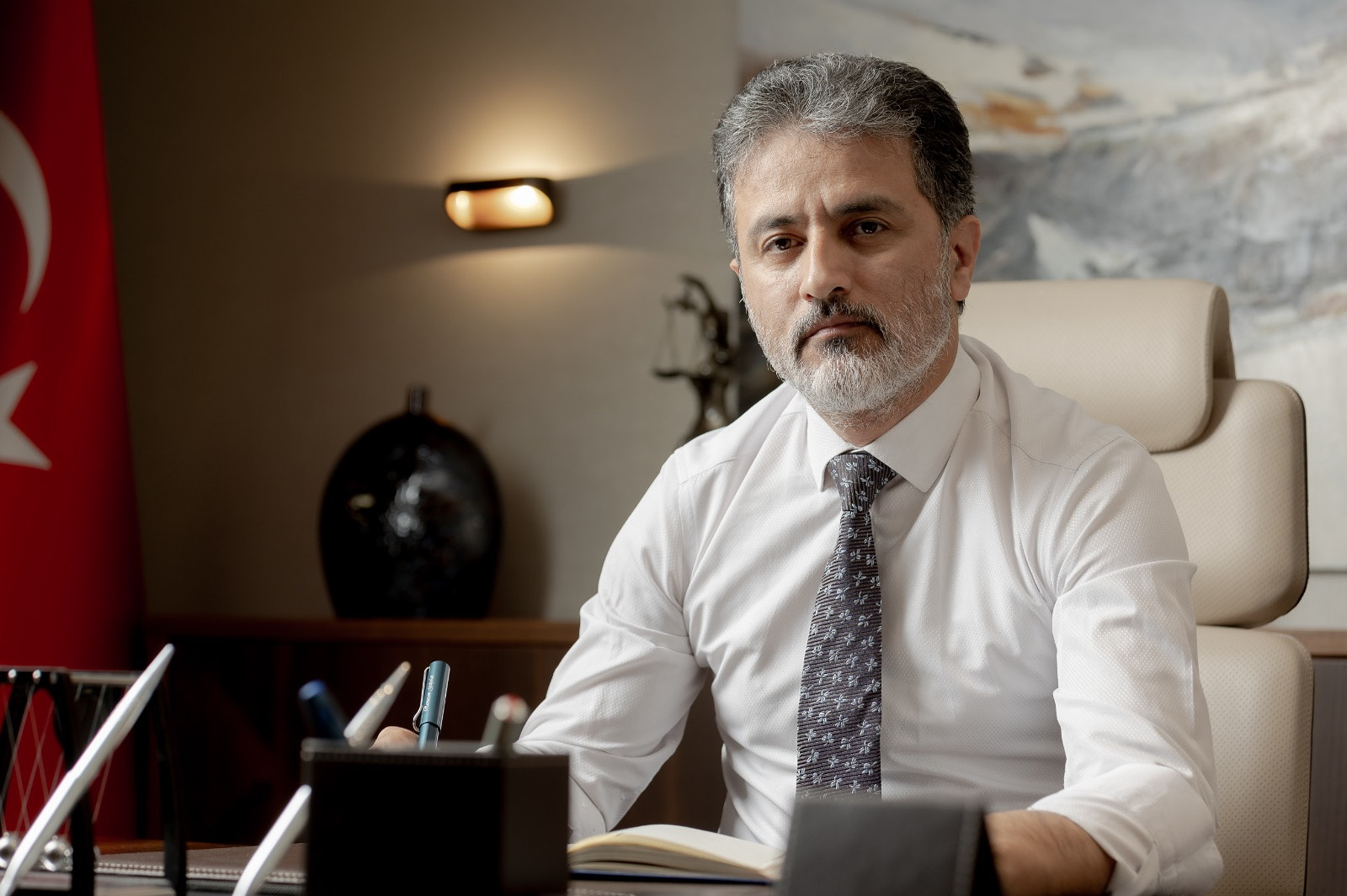 G�lpolat: ��nsani Yard�m Eli Su�lu Gibi Muamele G�remez, Vicdan Susturulamaz�