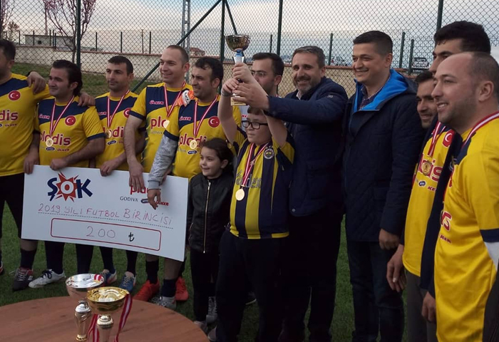 lker Biskvi Futbol Turnuvas ampiyonu Ankara Gc