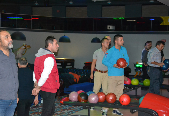 Besa Halk Ekmek bowling turnuvas dzenlendi