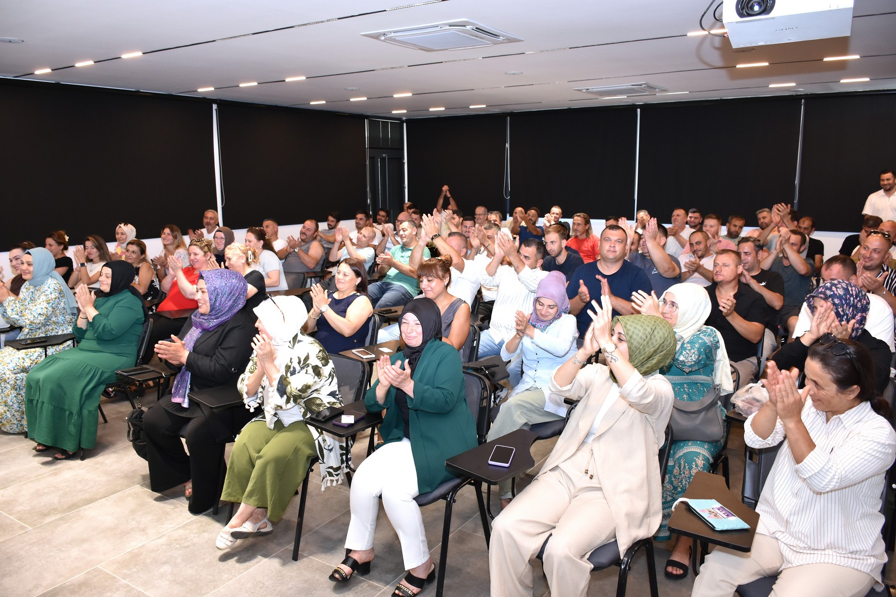 Bursa ube Eitim Semineri Baaryla Tamamland