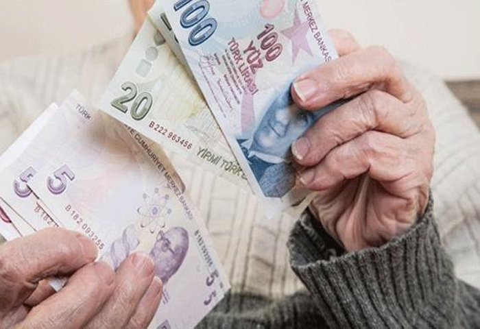 En düşük emekli maaşı asgari ücret ile eşitlenecek