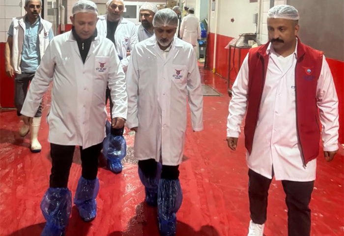 ESK Sincan Kombinas��na Ziyaret: Emek�inin Sesi Sahada Dinlendi