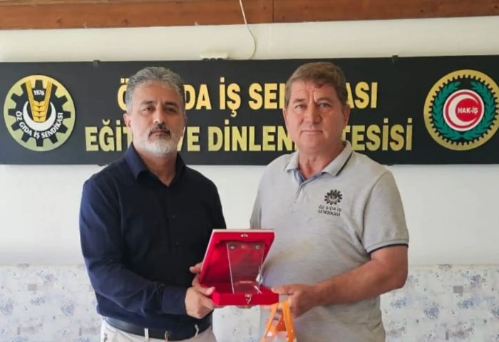 E�itim Tesisimizin Emektarlar�yla Veda Program�nda Bulu�tuk