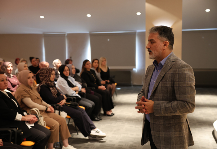 Genel Merkez Kadn Komitesinden Youn Katlml Tanma Program