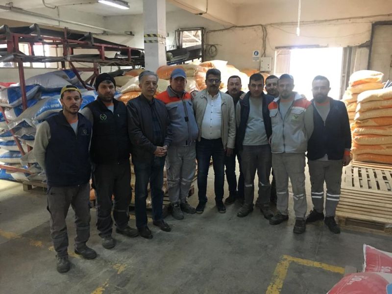 Genel Bakan Yardmcmz Emin Src Tarm Kredi Yem fabrikalarn ziyaret etti