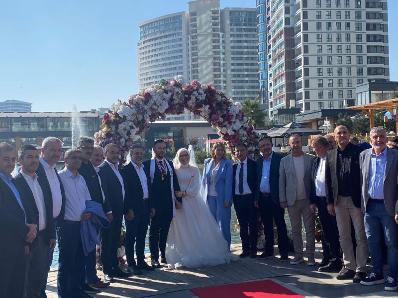 Genel Bakanmz ukutli, Murat Glpolatn nikah trenine katld