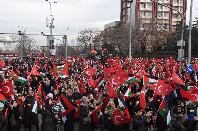 Anadolu Meydan'nda Byk Kuds Mitingi