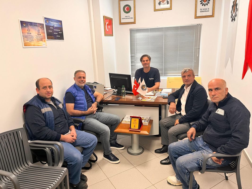 Genel Başkanımızdan İzmir ve Manisa’daki Fabrikalara Ziyaret: Üyelerimizle Dayanışma, İşletmelerle Görüşme