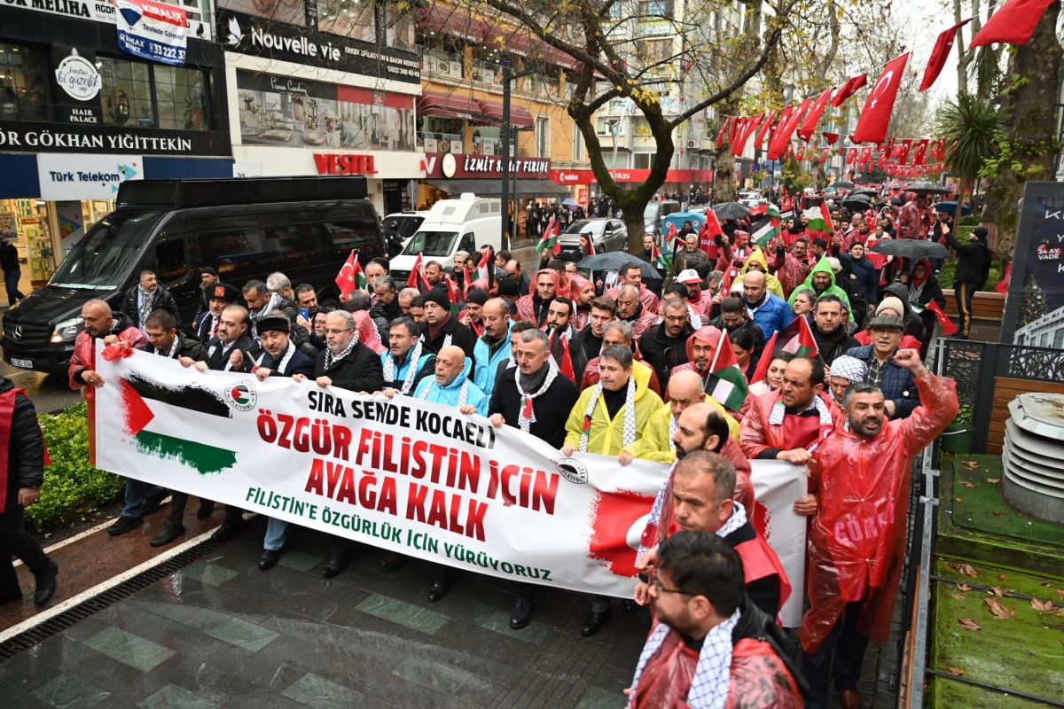 Glpolat, On Binlerle Birlikte, Kocaeliden Filistine zgrlk in Yrd