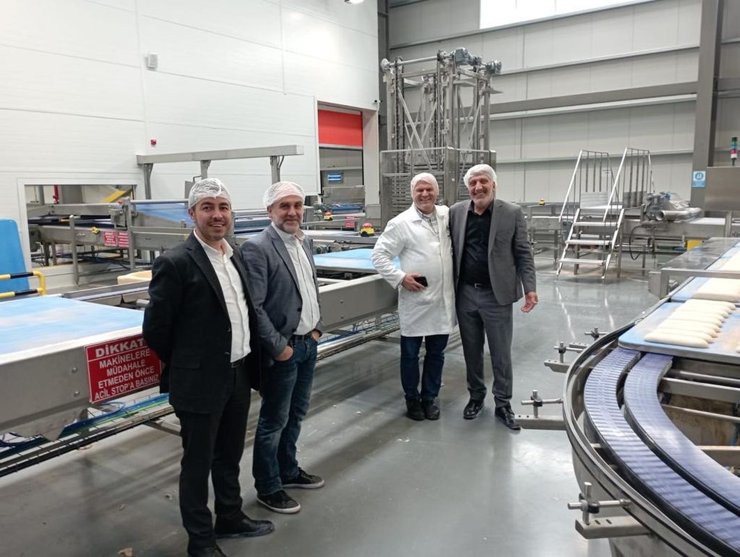 Hançeroğlu, Ahmet İsvan Halk Ekmek fabrikasını ziyaret etti