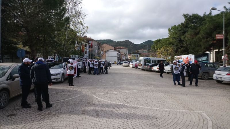 ten kartlan yelerimiz derhal iba yaptrlmal, anayasal ve yasal haklarna sayg duyulmaldr