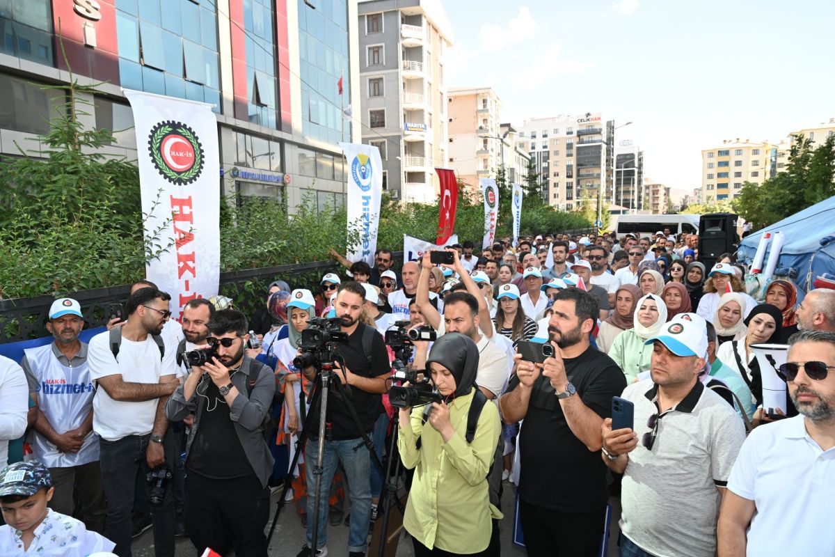HAK- Bakanlar Kurulundan Van Direniine Gl Destek: Bu Mcadele, Onur Mcadelesidir!
