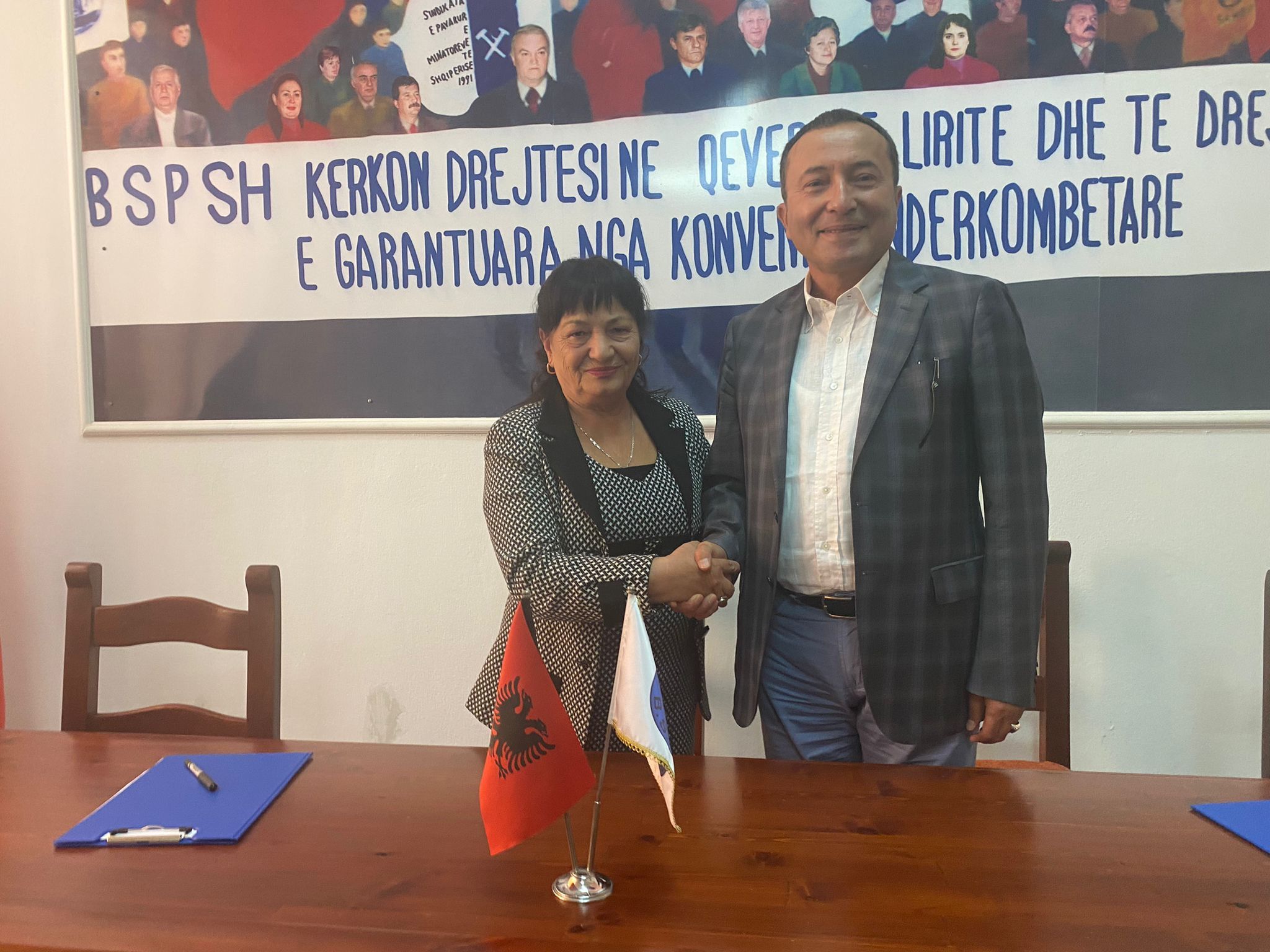 Sendikamz ile Arnavutluk SPKUTTSH Sendikas arasnda i birlii protokol!