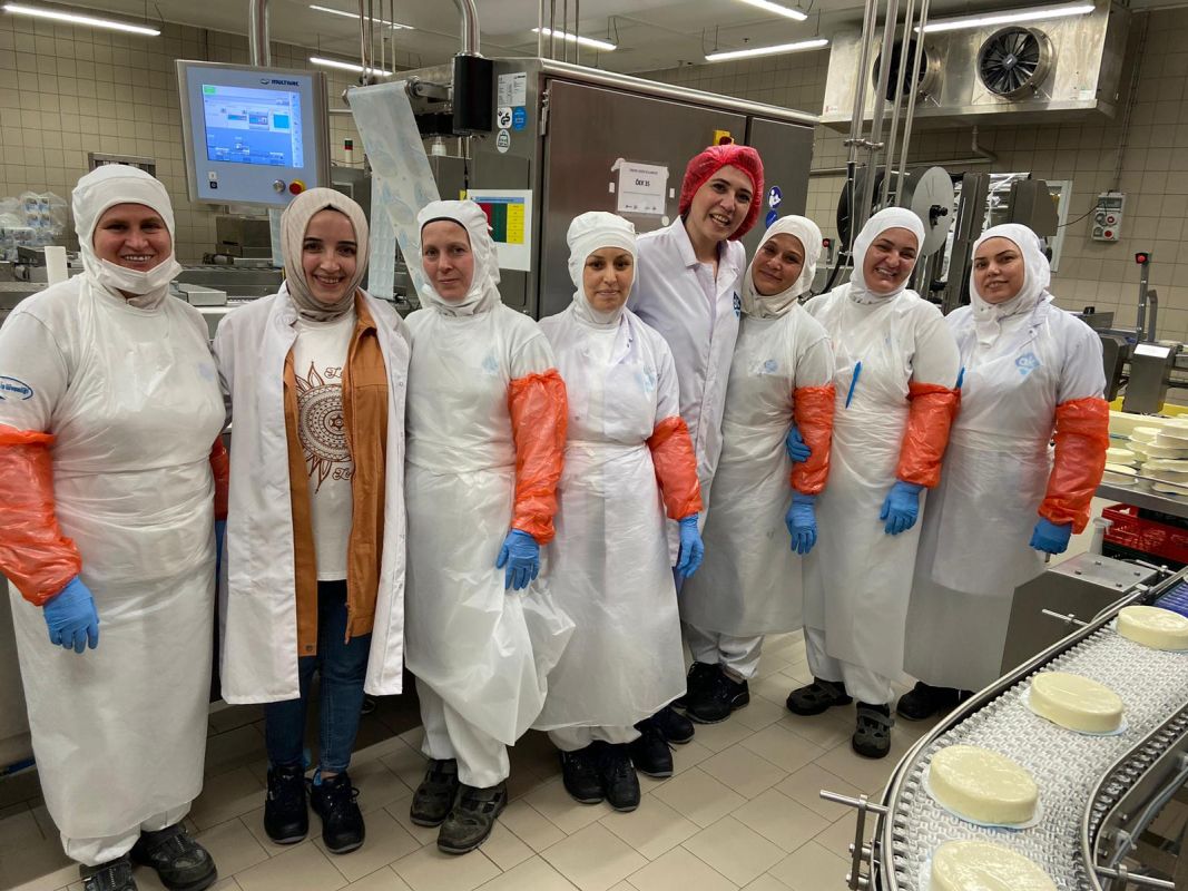 Kadınlara yönelik 'Eğitim Programı' Ak Gıda Tire fabrikamızda yapıldı