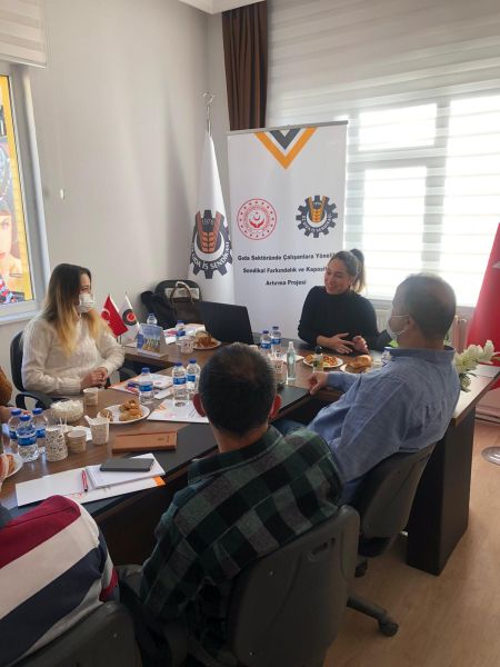 Sendikal Farkndalk ve Kapasite Artrma Projemizin 7. eitim program Karaman ubemizde yapld