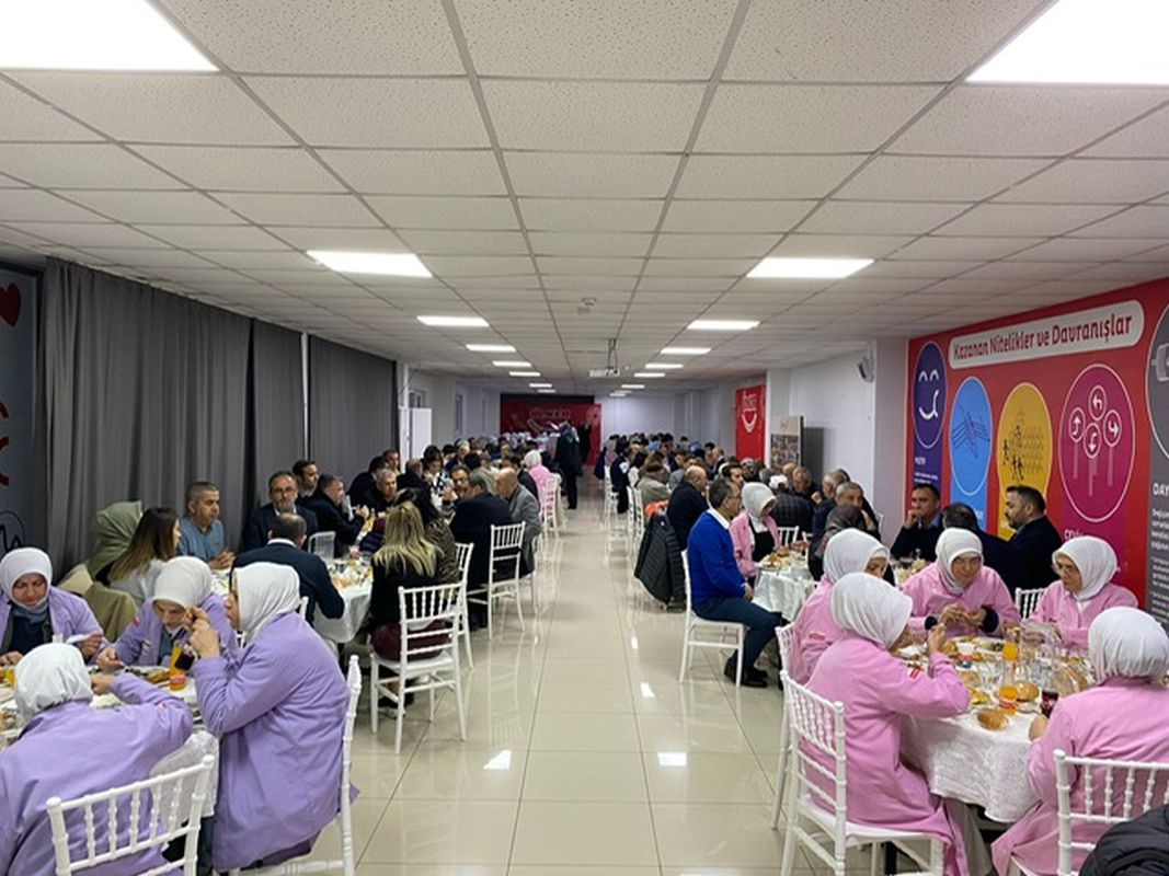 ukutli, Karaman lker iftar yemeine katld