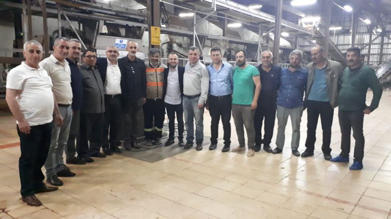 D.Karadeniz Rize ube Bakanmz Hasan Fehmi Bursal aykur Fabrikalarn ziyaret etti
