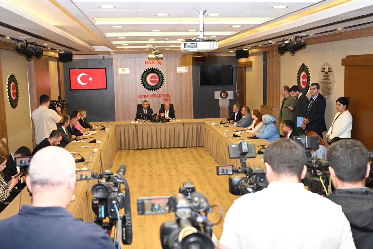 CHP HEYETNDEN HAK-ޒE ZYARET