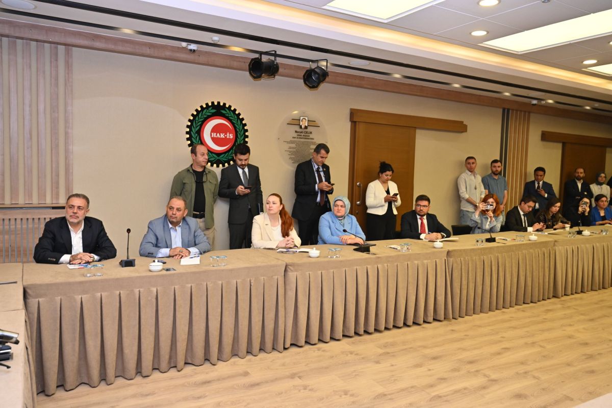 CHP HEYETNDEN HAK-ޒE ZYARET