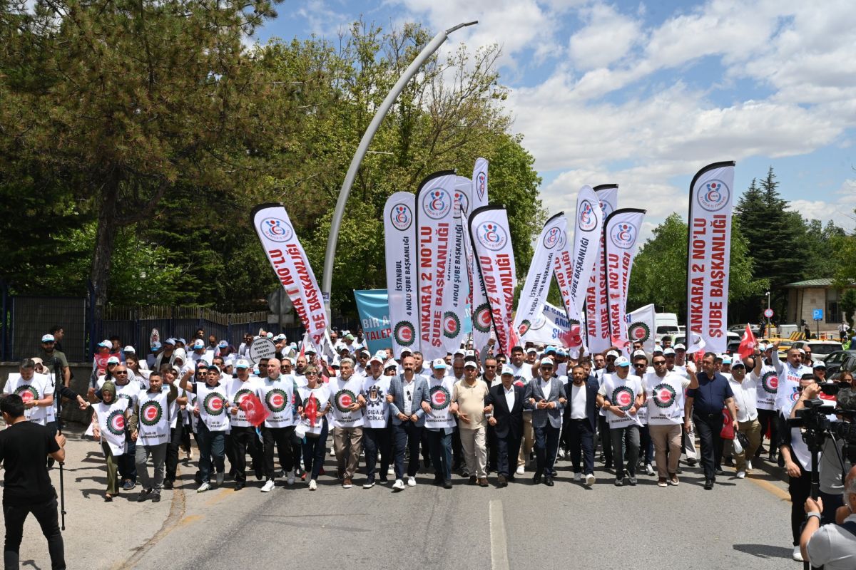 HAK-ޒTEN HAZNE VE MALYE BAKANLIINA KP YRY: EMEKLER BEKLYOR, SZLEME GECKMESN