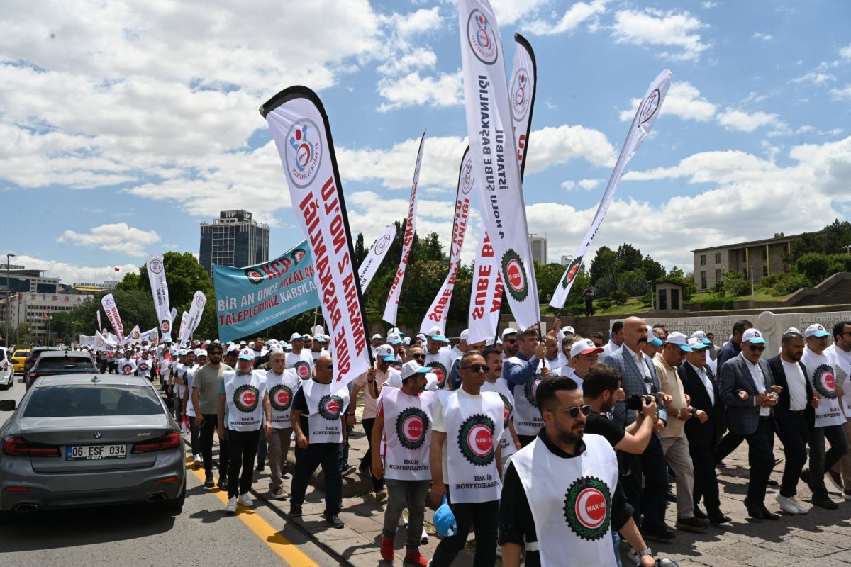 HAK-ޒTEN HAZNE VE MALYE BAKANLIINA KP YRY: EMEKLER BEKLYOR, SZLEME GECKMESN