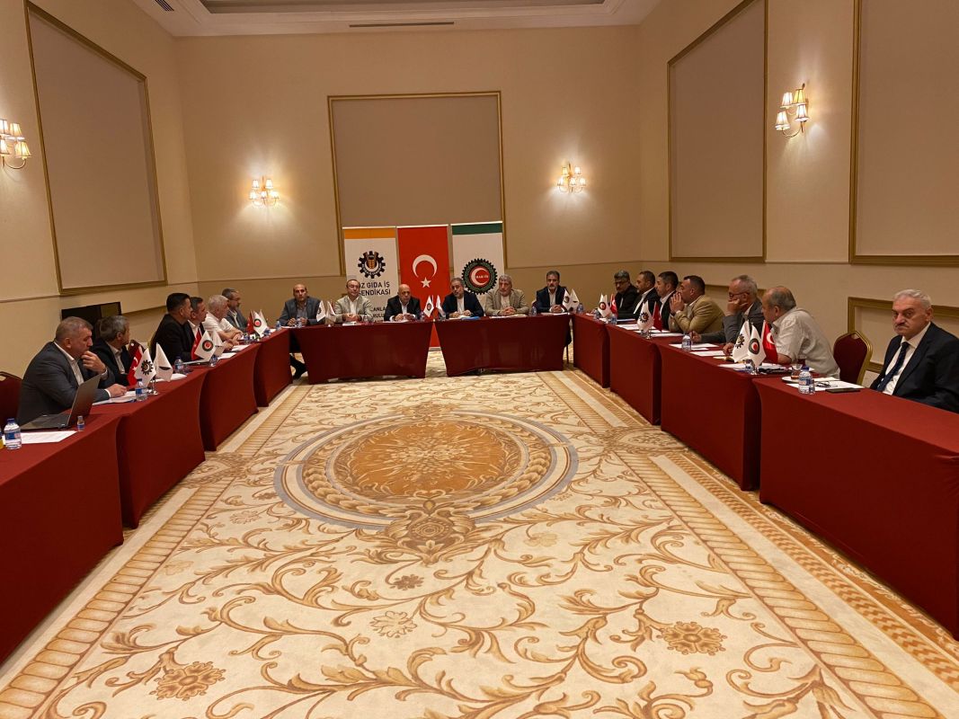 Öz Gıda İş Başkanlar Kurulumuz Kıbrısta Toplandı