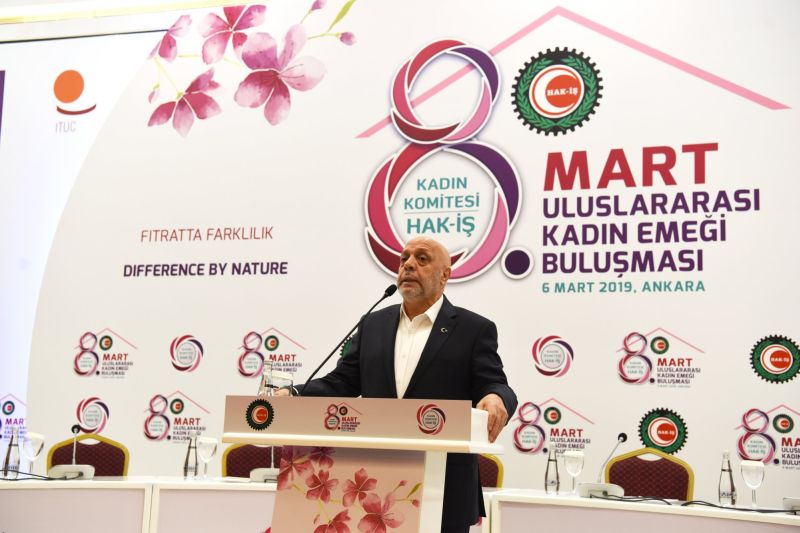 Binlerce Hak- yesi Kadn Ankara'da Bulutu