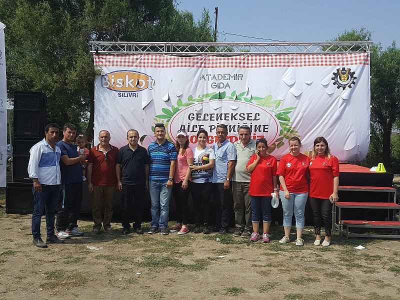 Biskot Ailesinin Piknik leni Cokulu Geti